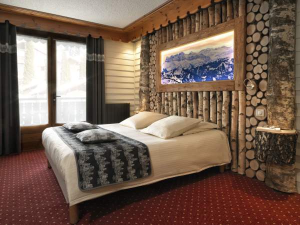 Chambre Savoyarde, bois, montagne