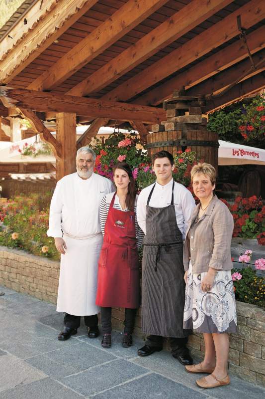 SPA, hôtel, restaurant la chapelle d'abondance Les Cornettes vidéo présentation